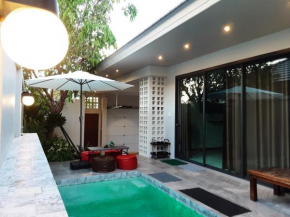 Rising Pool Villa Bangsaray